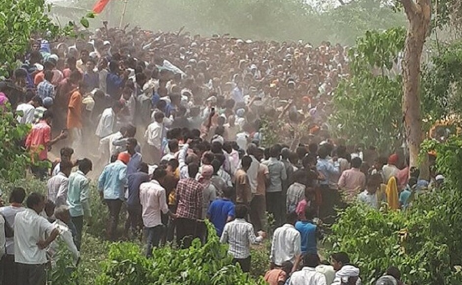 There were at least 25 passengers, including children, in the vehicle which was smashed under the massive impact of the accident. Ved Prakash/Team 101Reporters There were at least 25 passengers, including children, in the vehicle which was smashed under the massive impact of the accident. Ved Prakash/Team 101Reporters
