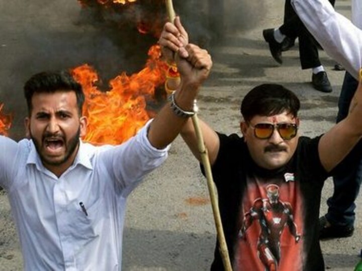 Kathua rape case: Lawyers who tried to block filing of chargesheet, went on strike have disgraced profession
