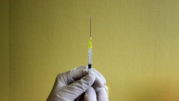 Russian Twitter bots and trolls spread false information about vaccines: Study