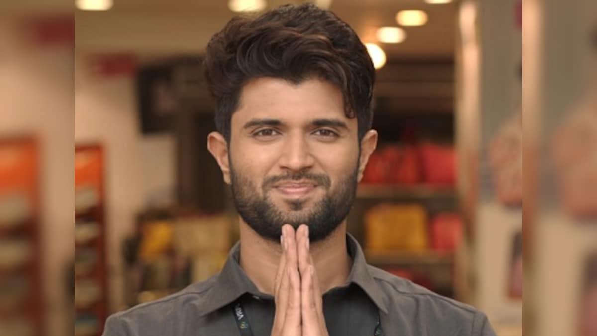 Vijay Devarakonda asks fans to help in combating Taxiwala piracy: I request  you to honour the hard work – Firstpost