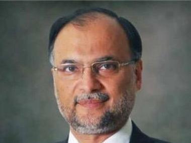 Pakistan interior minister survives assassination attempt in Punjab's Narowal, takes bullet in arm; gunman in custody Pakistan interior minister survives assassination attempt in Punjab's Narowal, takes bullet in arm; gunman in custody