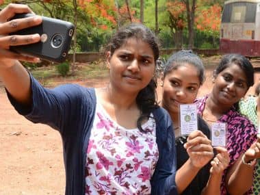 First-time voters in Dharwad. Image courtesy: Manjunath Somaraddi
