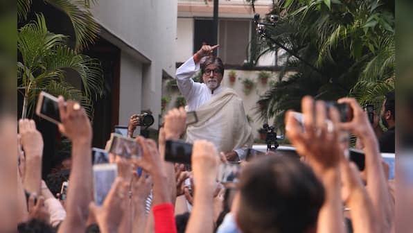 Amitabh Bachchan dances to 102 Not Out song 'Badumbaaa!' outside his Juhu home