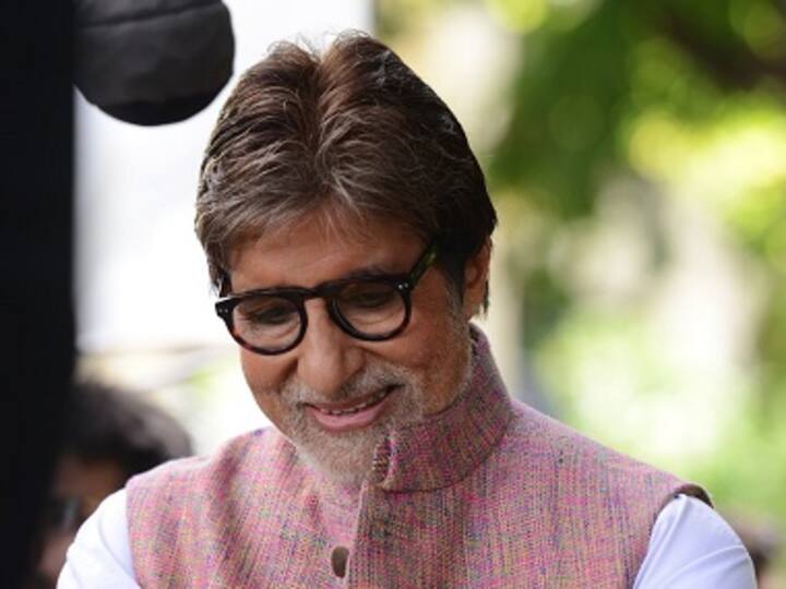 Amitabh Bachchan will make his Tamil debut with SJ Suryah’s Uyarntha Manithan, directed by Tamizhvaanan