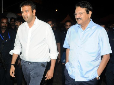 Mukesh Ambani's future son-in-law Anand Piramal is 'unfailingly polite' and has no 'airs', say insiders Mukesh Ambani's future son-in-law Anand Piramal is 'unfailingly polite' and has no 'airs', say insiders