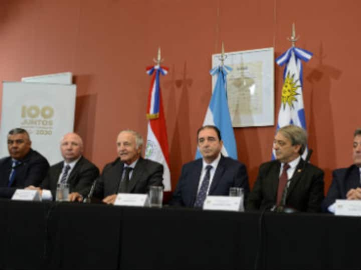 FIFA World Cup 2018: Argentina FA apologises for issuing handbook on 'guide to flirting with Russian women'