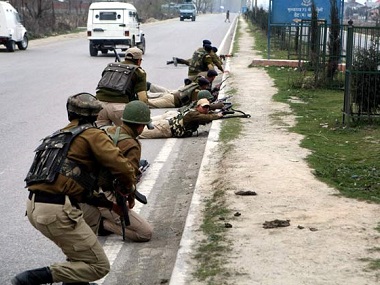 Paramilitary personnel now entitled to air travel in Jammu, Srinagar and Delhi sectors, says home ministry Paramilitary personnel now entitled to air travel in Jammu, Srinagar and Delhi sectors, says home ministry