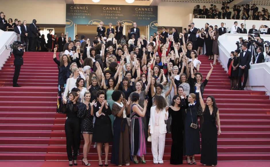 Kristen Stewart Defies Cannes 'Heels-Only Rule'