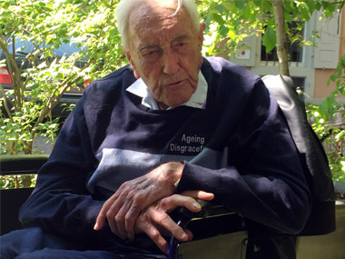 Australian scientist David Goodall commits assisted suicide at 104 in Switzerland, listened to Beethoven in final moments Australian scientist David Goodall commits assisted suicide at 104 in Switzerland, listened to Beethoven in final moments