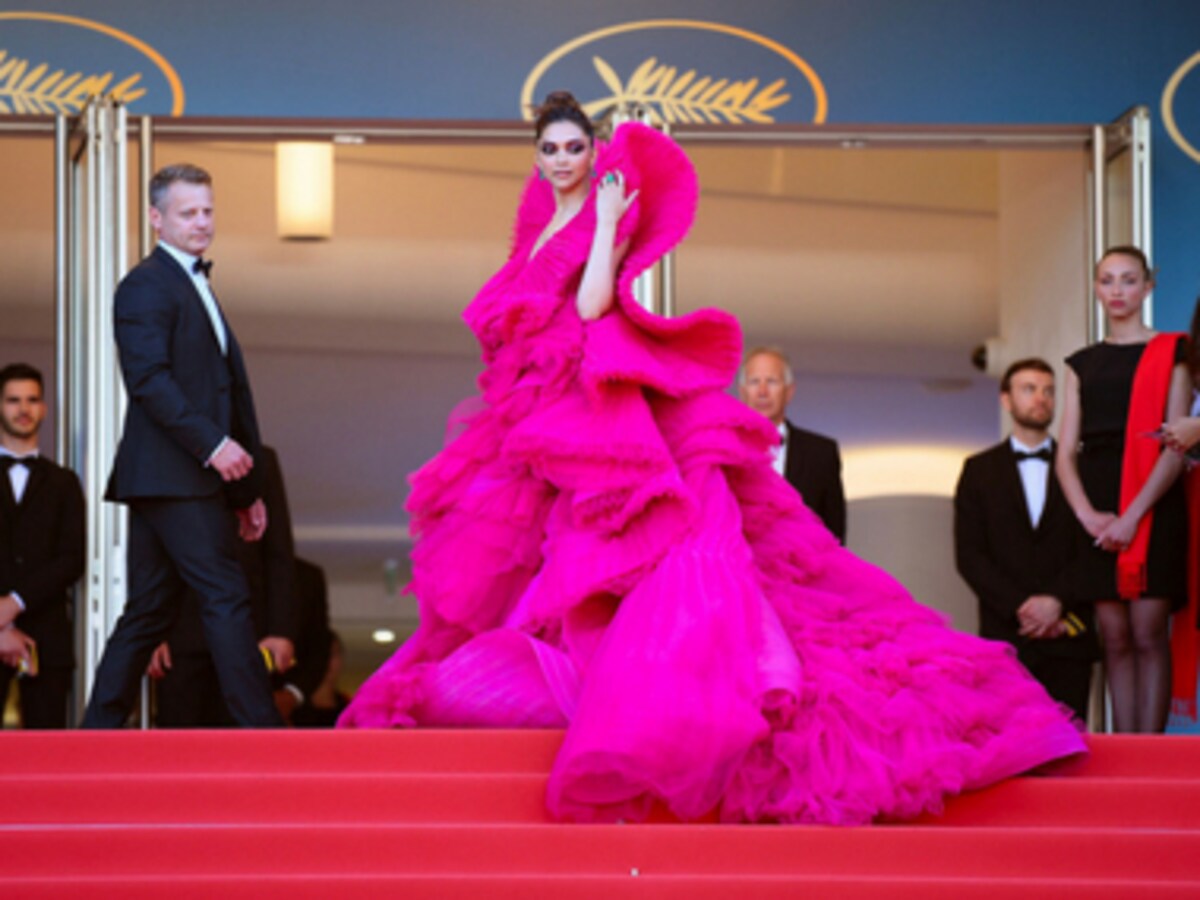 Akash on X: Deepika Padukone wearing only Custom (Louis Vuitton,  Sabyasachi and Ashi Studio) during the Cannes Film Festival, 2022.   / X