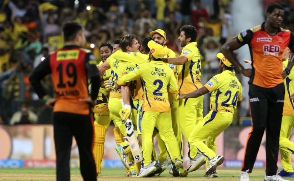 Chennai Super Kings players and staff run on the pitch to celebrate their win over Sunrisers Hyderabad in the final. Sportzpics