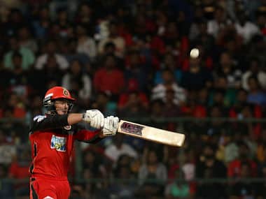 Quinton de Kock of the Royal Challengers Bangalore plays a shot during match thirty one of the Vivo Indian Premier League 2018 (IPL 2018) between the Royal Challengers Bangalore and the Mumbai Indians held at the M. Chinnaswamy Stadium in Bangalore on the 1st May 2018. Photo by: Faheem Hussain /SPORTZPICS for BCCI