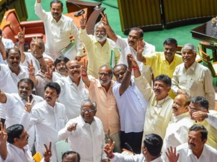 Karnataka govt formation updates: With BSY out of way, JD(S)-Congress discuss Cabinet berths, modalities of alliance
