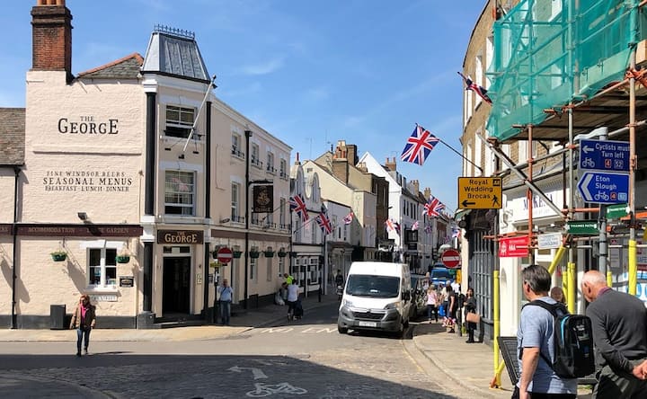 Ahead of Prince Harry, Meghan Markle royal wedding, final preparations begin at Windsor Castle Ahead of Prince Harry, Meghan Markle royal wedding, final preparations begin at Windsor Castle