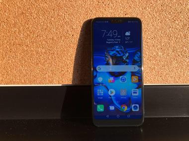 Honor 10 first impressions: An eye-catching design with respectable internals helps it stand tall amongst its peers Honor 10 first impressions: An eye-catching design with respectable internals helps it stand tall amongst its peers