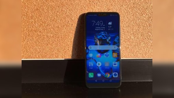 Honor 10 first impressions: An eye-catching design with respectable internals helps it stand tall amongst its peers