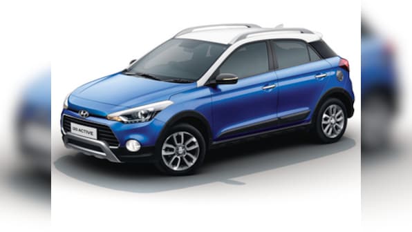 Hyundai i20 Active facelift launched in India with new blue and white dual tone paint option from Rs 6.99 lakh
