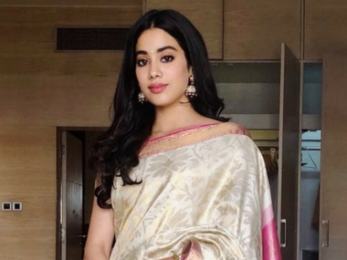 National Film Awards 2018: Janhvi Kapoor pays Sridevi emotional tribute by wearing late actress' saree National Film Awards 2018: Janhvi Kapoor pays Sridevi emotional tribute by wearing late actress' saree