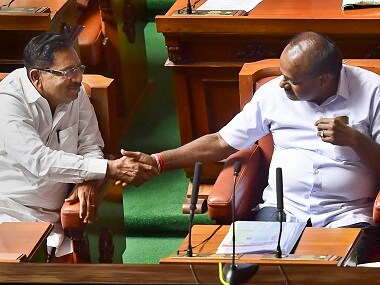 Karnataka academicians oppose HD Kumaraswamys move to introduce English-medium teaching in govt schools