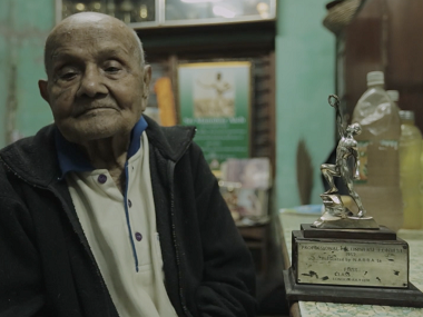 A Very Old Man with Enormous Wings: An unsettling portrait of Manohar Aich, India’s most famous bodybuilder A Very Old Man with Enormous Wings: An unsettling portrait of Manohar Aich, India’s most famous bodybuilder