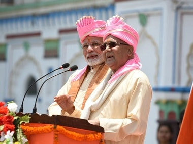 Prime Minister Narendra Modi with his Nepali counterpart KP Oli. Twitter @MEAIndia