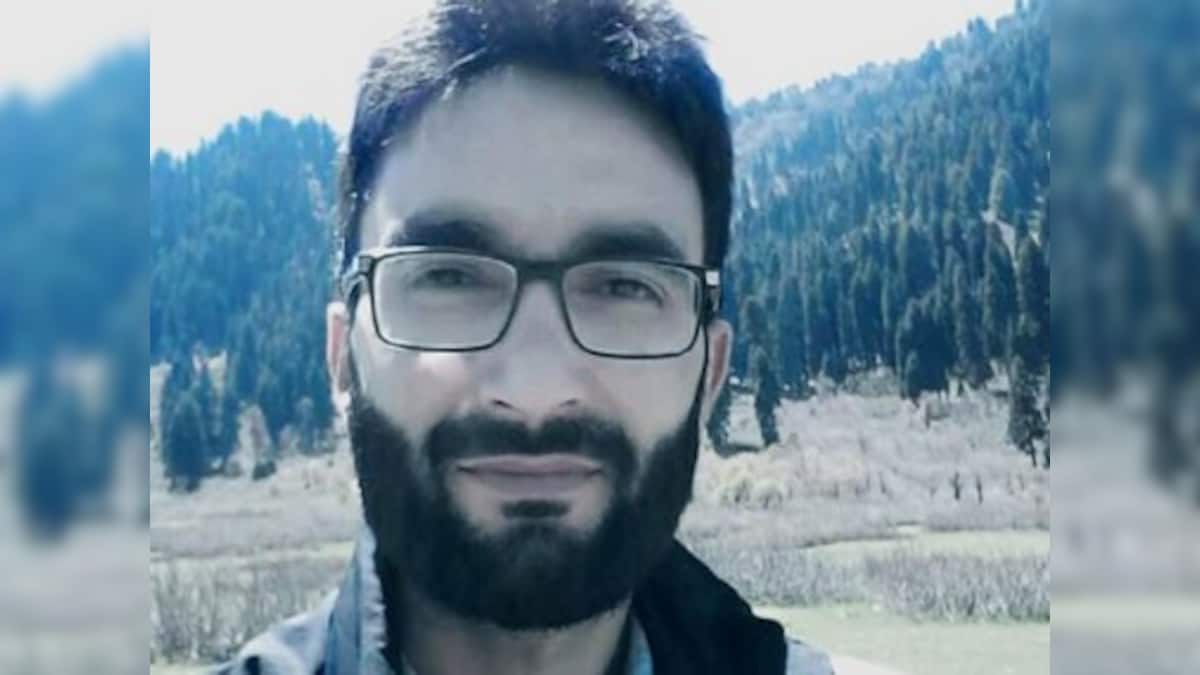 Kashmir University professor Rafi Bhat gets killed within 40 hrs of ...