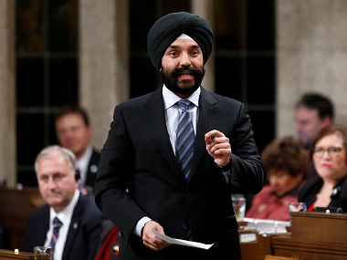Canadian minister Navdeep Bains asked to take off turban at Detroit airport during security check; US officials apologise Canadian minister Navdeep Bains asked to take off turban at Detroit airport during security check; US officials apologise