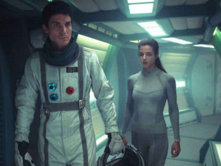 Orbiter 9 review: Netflix’s Spanish offering is a sci-fi thriller, love story that fails to do justice to either genre
