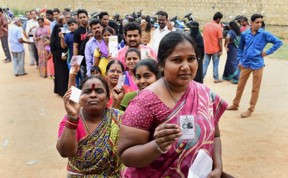 Karnataka Election 2018 70 polling recorded; EVM glitches delay