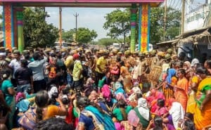 Police personnel tackles the agitators demanding the closure of Vedanta's Sterlite Copper unit. PTI