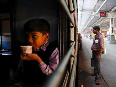 IRCTC asks railway zones to deploy at least 10 POS machines in each train to provide bills for food items