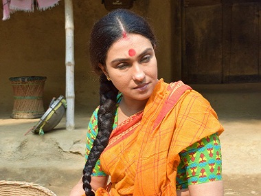 Rong Beronger Korhi movie review: Anthology on 'colour' of money is an evocatively crafted experience Rong Beronger Korhi movie review: Anthology on 'colour' of money is an evocatively crafted experience