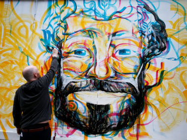 Champions League final: Local street artist paints 'Egyptian King' Mohamed Salah on Liverpool's city centre Champions League final: Local street artist paints 'Egyptian King' Mohamed Salah on Liverpool's city centre