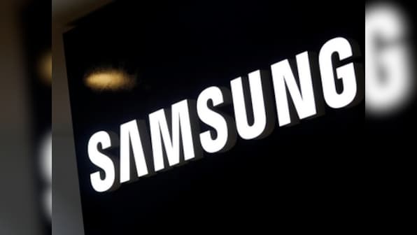 Samsung may have ceded the overall smartphone market to Xiaomi, but at least it's still leading the flagship segment: Report