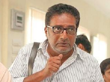 Sila Samayangalil movie review: Prakash Raj is a delight to watch in Priyadarshan's engaging film on HIV/AIDs Sila Samayangalil movie review: Prakash Raj is a delight to watch in Priyadarshan's engaging film on HIV/AIDs