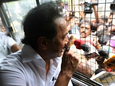 Thoothukudi police firing: Let's shoot guns, tweets Stalin after forceful eviction from E Palaniswami's office Thoothukudi police firing: Let's shoot guns, tweets Stalin after forceful eviction from E Palaniswami's office