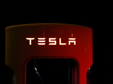 Elon Musk confirms that Tesla's Autopilot will get a 'full self-driving feature' in August Elon Musk confirms that Tesla's Autopilot will get a 'full self-driving feature' in August
