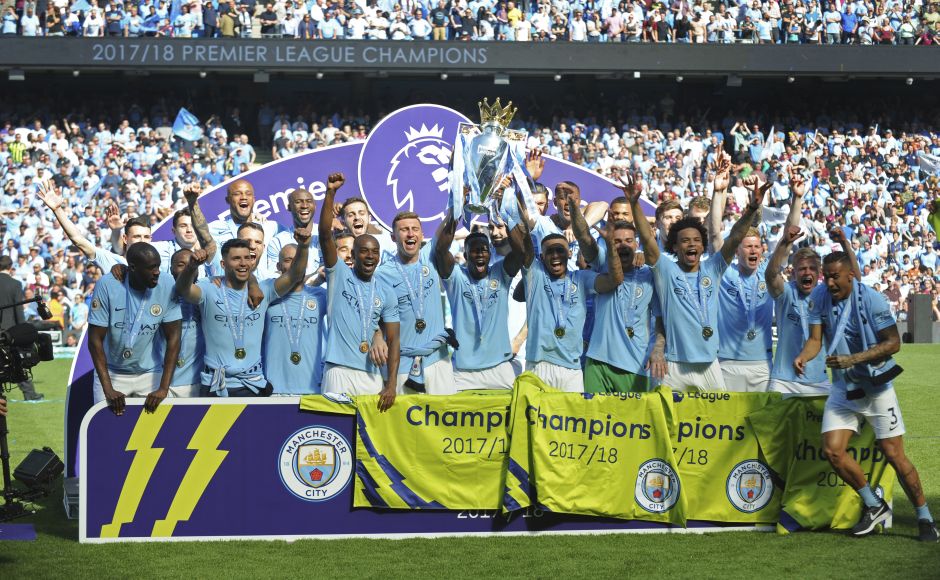 For det andet Parlament Fortæl mig Manchester City crowned champions of Premier League 2017-18 season at  Etihad Stadium - Photos News , Firstpost