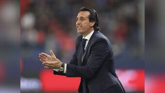 Premier League: Coach Unai Emery wants Danny Welbeck to stay at Arsenal but is ready to offload fringe trio