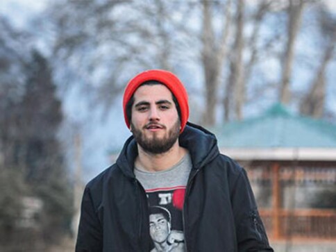 Musician Ali Saffudin on his track 'Manzoor Nahi' and what it means to be an artist in Kashmir Musician Ali Saffudin on his track 'Manzoor Nahi' and what it means to be an artist in Kashmir