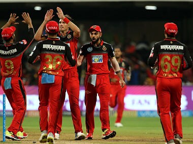 IPL 2018: Royal Challengers Bangalore bowlers shine in 14-run victory over Mumbai Indians