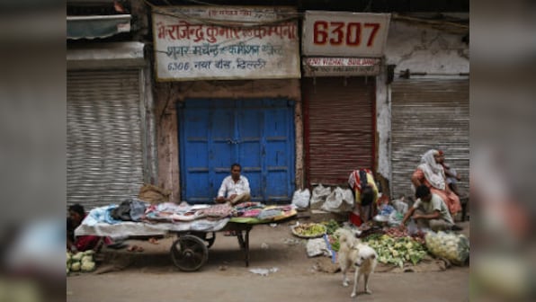 Delhi: Instead of resorting to mud-slinging, BJP-led MCD must try to solve the problem of street vending