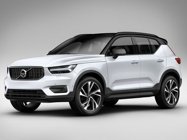 Volvo XC40 bookings begin for first 200 units with down payment of Rs 5 lakh, to be launched on 4 July in India Volvo XC40 bookings begin for first 200 units with down payment of Rs 5 lakh, to be launched on 4 July in India