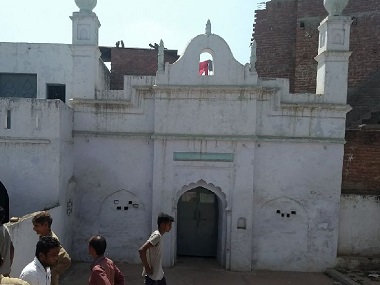 Saharanpur Violence: In riot-hit Muzaffarnagar's vicinity, Akbargarh stands as shining example of communal harmony Saharanpur Violence: In riot-hit Muzaffarnagar's vicinity, Akbargarh stands as shining example of communal harmony