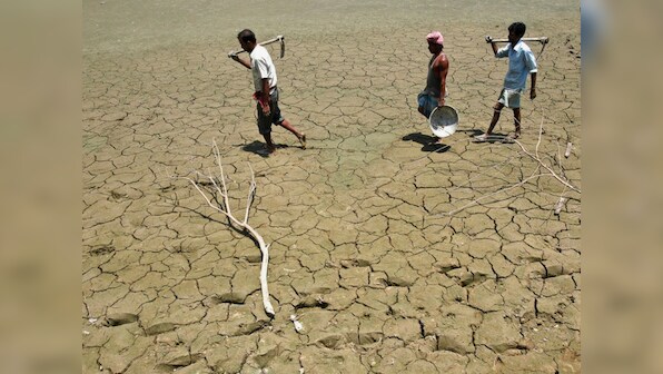 In MP's Chhatarpur district, farmers have to pay for drought compensation packages