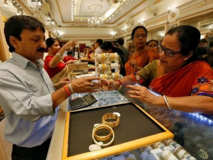 Ahead of Akshaya Tritiya, gold jewellery retail industry to be credit negative in short term due to lockdown: ICRA