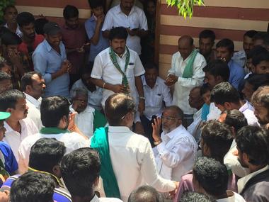 Siddaramaiah, GT Deve Gowda face tough battle in Karnataka's Chamundeshwari, ego tussle raises stakes Siddaramaiah, GT Deve Gowda face tough battle in Karnataka's Chamundeshwari, ego tussle raises stakes