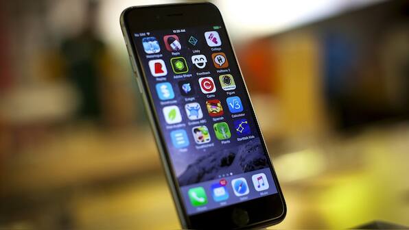 Apple removes over 700 apps from its China App Store for flouting regulations