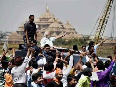 Narendra Modi inaugurates Eastern Peripheral Expressway: PM claims NDA constructed highways over twice as fast as UPA Narendra Modi inaugurates Eastern Peripheral Expressway: PM claims NDA constructed highways over twice as fast as UPA