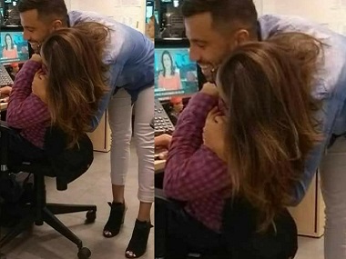 Who’s the one wearing the heels? This mind-boggling optical illusion has the internet users scratching their heads Who’s the one wearing the heels? This mind-boggling optical illusion has the internet users scratching their heads